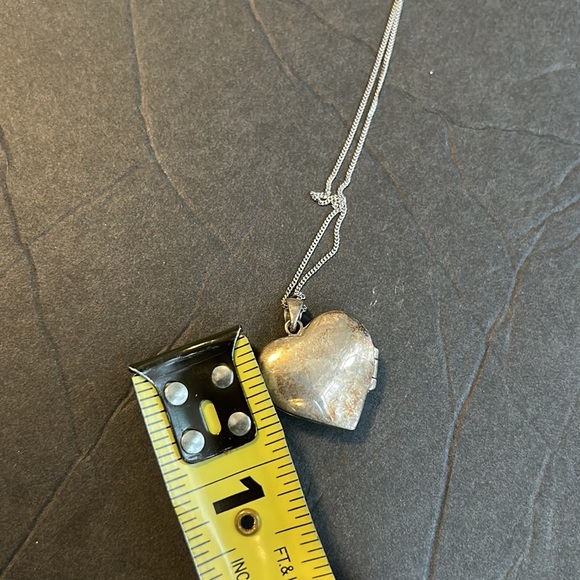925  SILVER NECKLASE  WITH A HEART  WITH MARCASITES    HEARTH OPEN - Picture 12 of 15